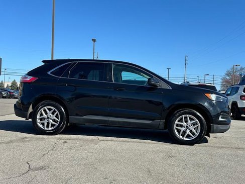 Used 2023 Ford Edge SEL image 10