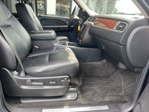 Used 2008 Chevrolet Avalanche LT w/ LT Preferred Equipment Group image 10