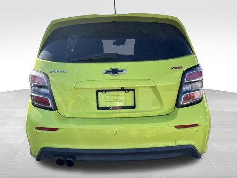 Used 2019 Chevrolet Sonic LT w/ LPO, Performance Package image 5