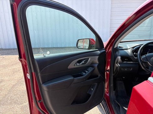 Used 2019 Chevrolet Traverse LT w/ LPO, Cargo Package image 25