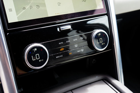 Used 2021 Land Rover Discovery S R-Dynamic image 27