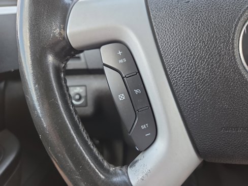 Used 2012 Chevrolet Traverse LT image 17