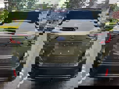 Used 2021 Subaru Outback Premium image 4