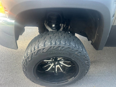 Used 2012 Chevrolet Silverado 1500 LT image 12