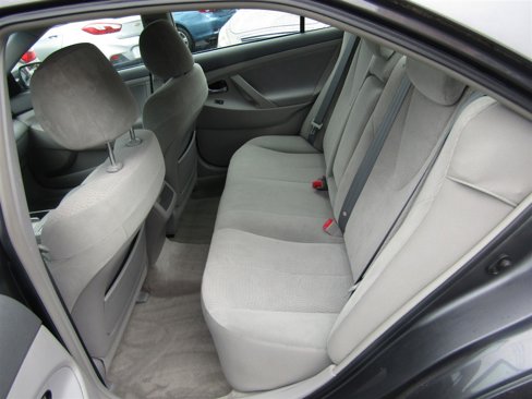 Used 2010 Toyota Camry image 20