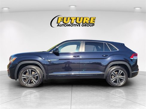 Used 2020 Volkswagen Atlas Cross Sport SE w/ Panoramic Sunroof Package image 6
