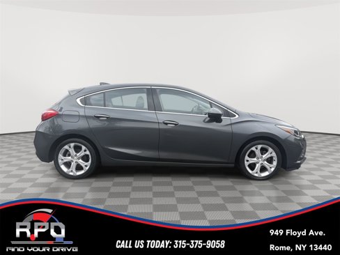 Used 2017 Chevrolet Cruze Premier w/ Enhanced Convenience Package image 6