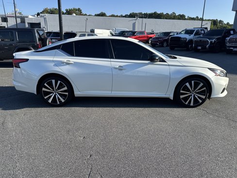 Used 2019 Nissan Altima 2.5 SR w/ SR Premium Package image 9
