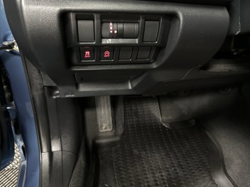 Used 2023 Subaru Crosstrek 2.0i Premium image 37