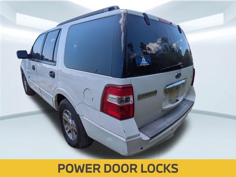 Used 2008 Ford Expedition XLT image 7