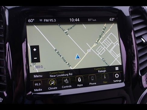 Used 2020 Jeep Cherokee Limited image 29