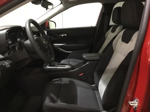 New 2026 Chevrolet Trax LS w/ LS Convenience Package image 25