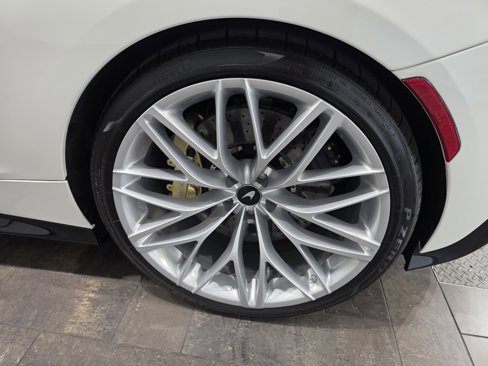 Used 2025 McLaren GTS image 10