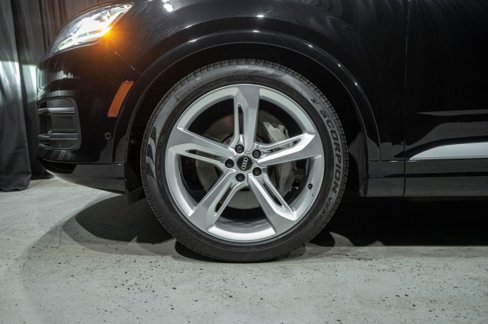 Used 2019 Audi Q7 3.0T Prestige w/ Prestige Package image 7