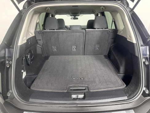 Used 2022 Nissan Rogue SV image 15