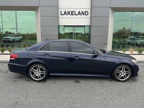 Used 2016 Mercedes-Benz E 350 Sedan image 4