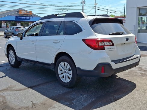 Used 2019 Subaru Outback 2.5i image 7