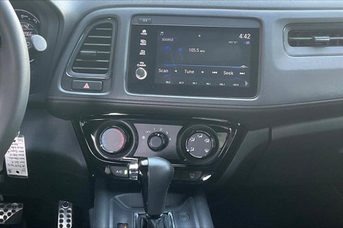 Used 2019 Honda HR-V Sport image 9