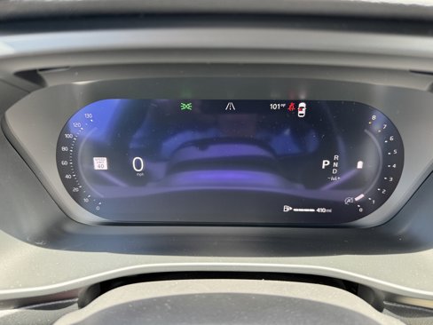 New 2026 Volvo XC40 B4 Plus w/ Protection Package image 31