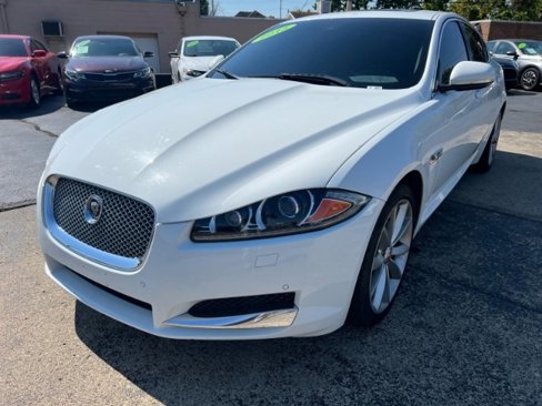 Used 2015 Jaguar XF Portfolio image 1