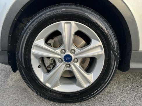 Used 2014 Ford Escape SE w/ Equipment Group 201A image 24
