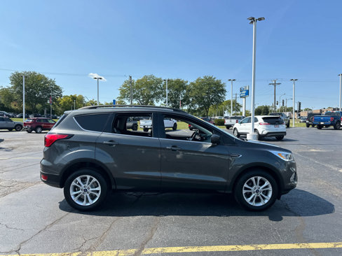 Used 2019 Ford Escape SEL image 9