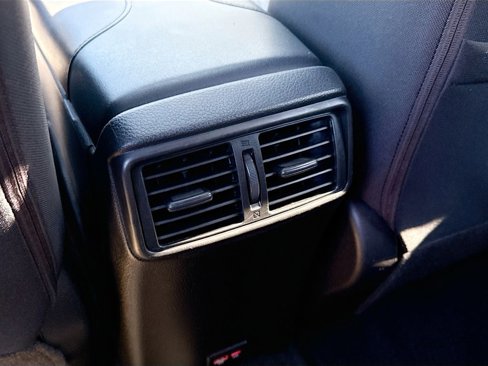 Used 2020 Nissan Rogue SV w/ Sun & Sound Touring Package image 25