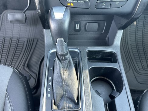 Used 2017 Ford Escape Titanium image 34