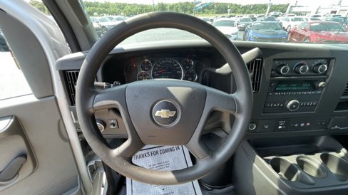 Used 2019 Chevrolet Express 2500 image 19