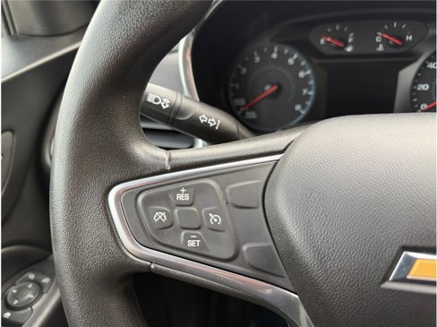 Used 2018 Chevrolet Equinox LT image 21