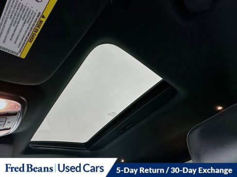 Used 2019 Jeep Grand Cherokee Limited image 24