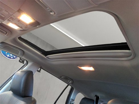Used 2014 Subaru Outback 2.5i Limited image 11