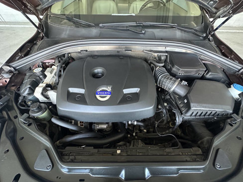 Used 2015 Volvo XC60 T6 image 41