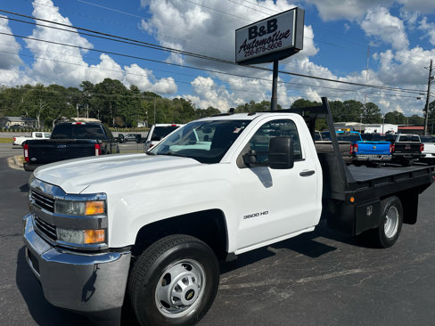 Used 2015 Chevrolet Silverado 3500 W/T image 1