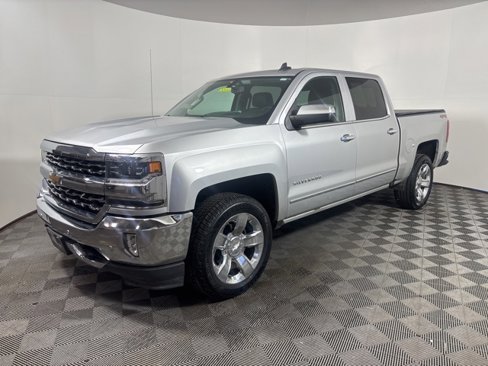 Used 2018 Chevrolet Silverado 1500 LTZ w/ Sport Package image 3