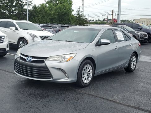 Used 2017 Toyota Camry LE image 30