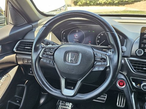 Used 2018 Honda Accord Sport image 33