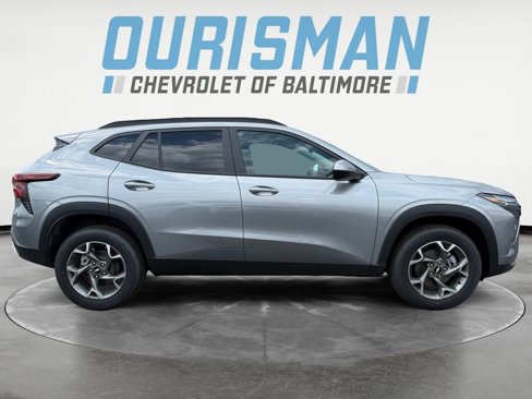 New 2025 Chevrolet Trax LT w/ Driver Confidence Package image 7