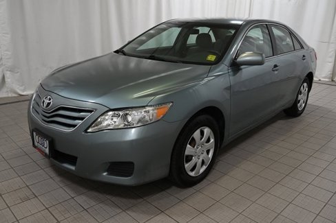 Used 2011 Toyota Camry image 15