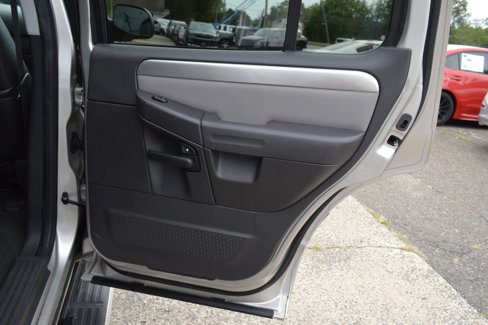 Used 2005 Mercury Mountaineer AWD image 33