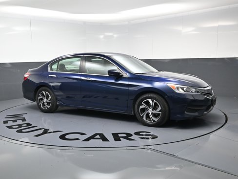 Used 2016 Honda Accord LX image 2