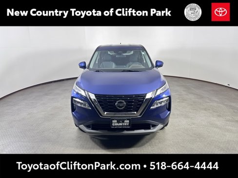 Used 2021 Nissan Rogue SV image 8