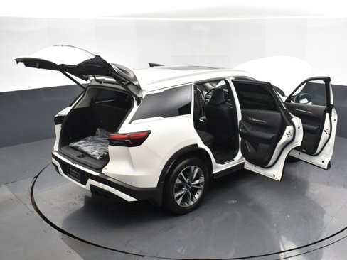 Certified 2025 INFINITI QX60 Luxe w/ Cargo Package image 37