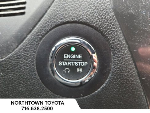 Used 2019 Ford Explorer XLT image 24