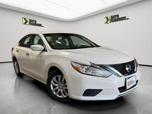 Used 2017 Nissan Altima 2.5 S w/ Power Driver Seat Package image 1