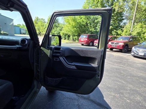 Used 2015 Jeep Wrangler Unlimited Sport w/ Quick Order Package 24S image 33