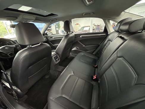 Used 2016 Volkswagen Passat 1.8T SE image 6