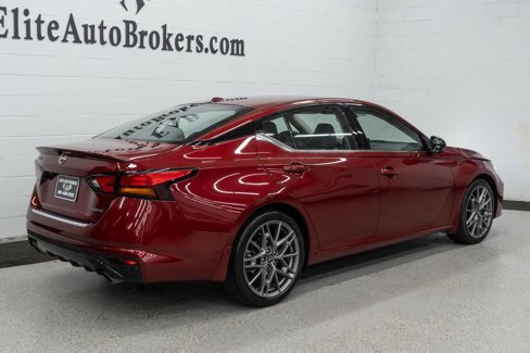 Used 2023 Nissan Altima 2.0 SR image 33