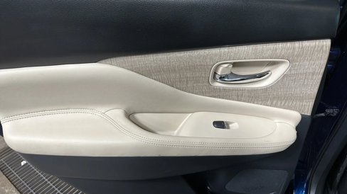 Used 2020 Nissan Murano SL w/ Moonroof Package image 12
