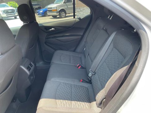 Used 2020 Chevrolet Equinox LT image 22